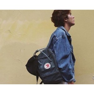 Fjallraven Kanken –  Graphite